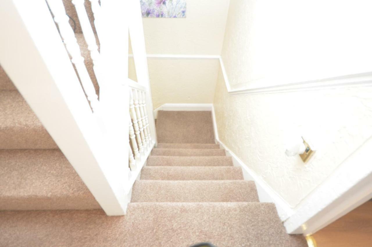 Four Bedroom Townhouse 12 Minutes Walk To Excel Exhibition Centre London Exterior foto