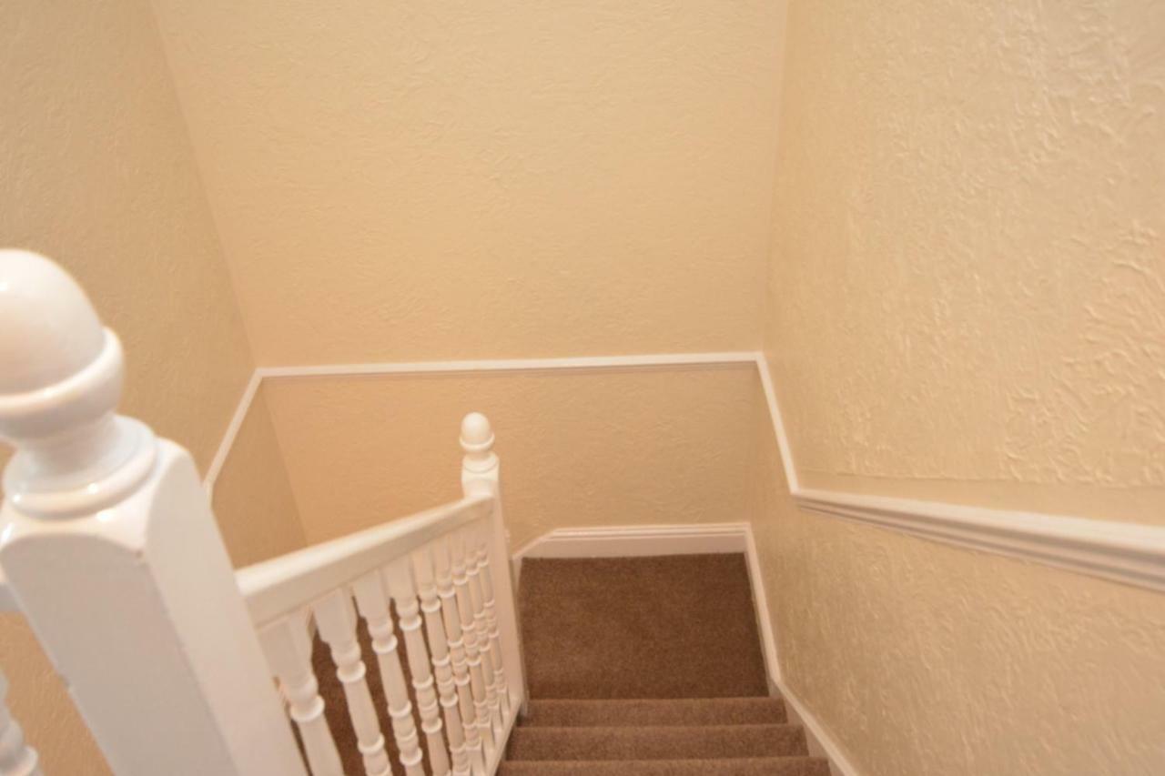 Four Bedroom Townhouse 12 Minutes Walk To Excel Exhibition Centre London Exterior foto